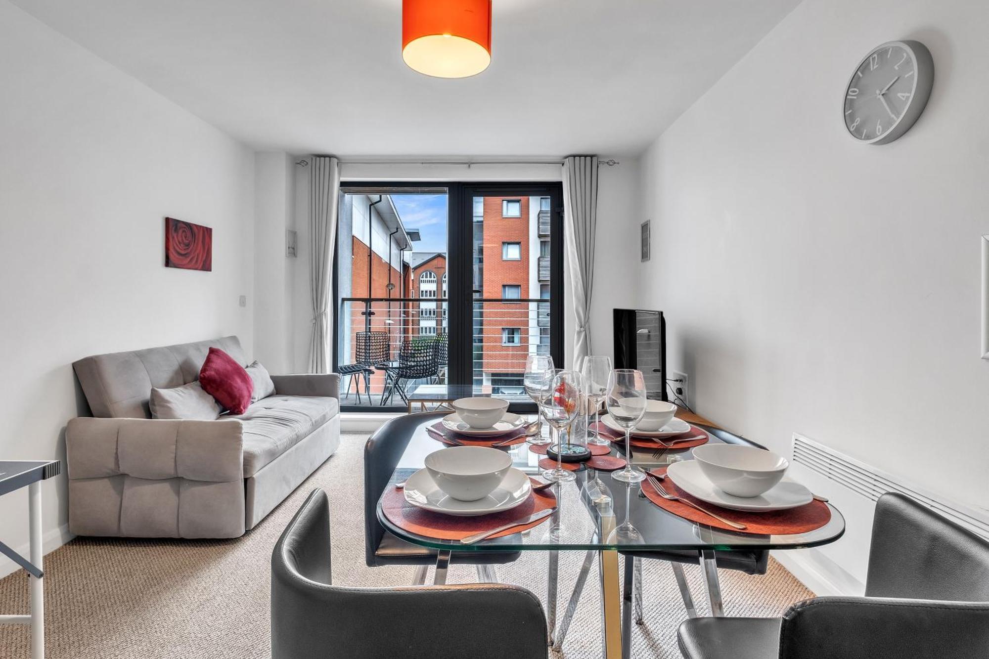 Central Suite Near Mailbox, King Bed, Ping Pong, Netflix, Sleeps 4 Μπέρμιγχαμ Εξωτερικό φωτογραφία