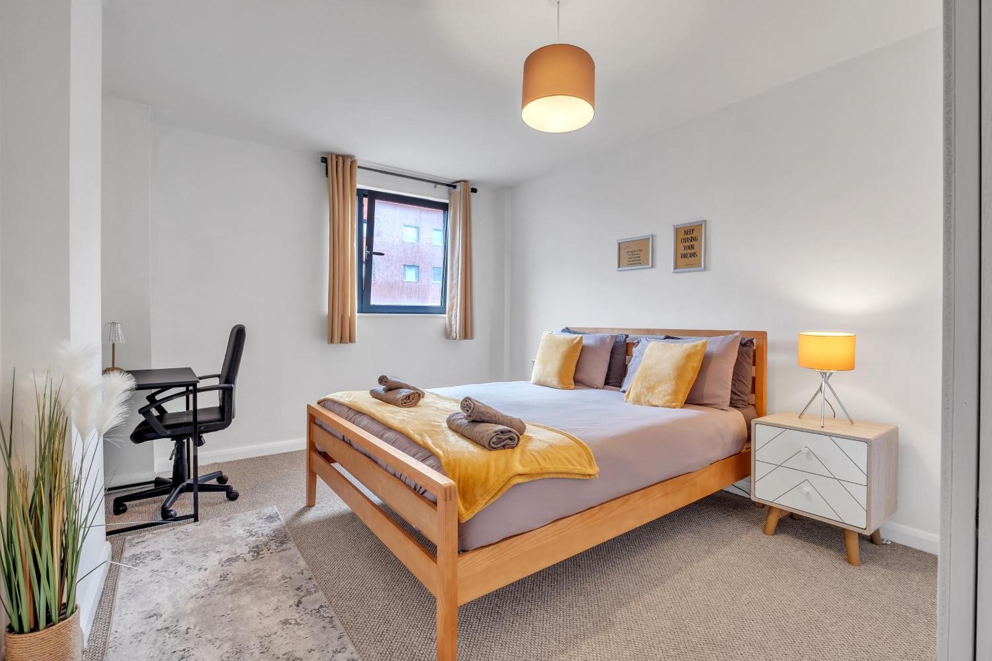 Central Suite Near Mailbox, King Bed, Ping Pong, Netflix, Sleeps 4 Μπέρμιγχαμ Εξωτερικό φωτογραφία