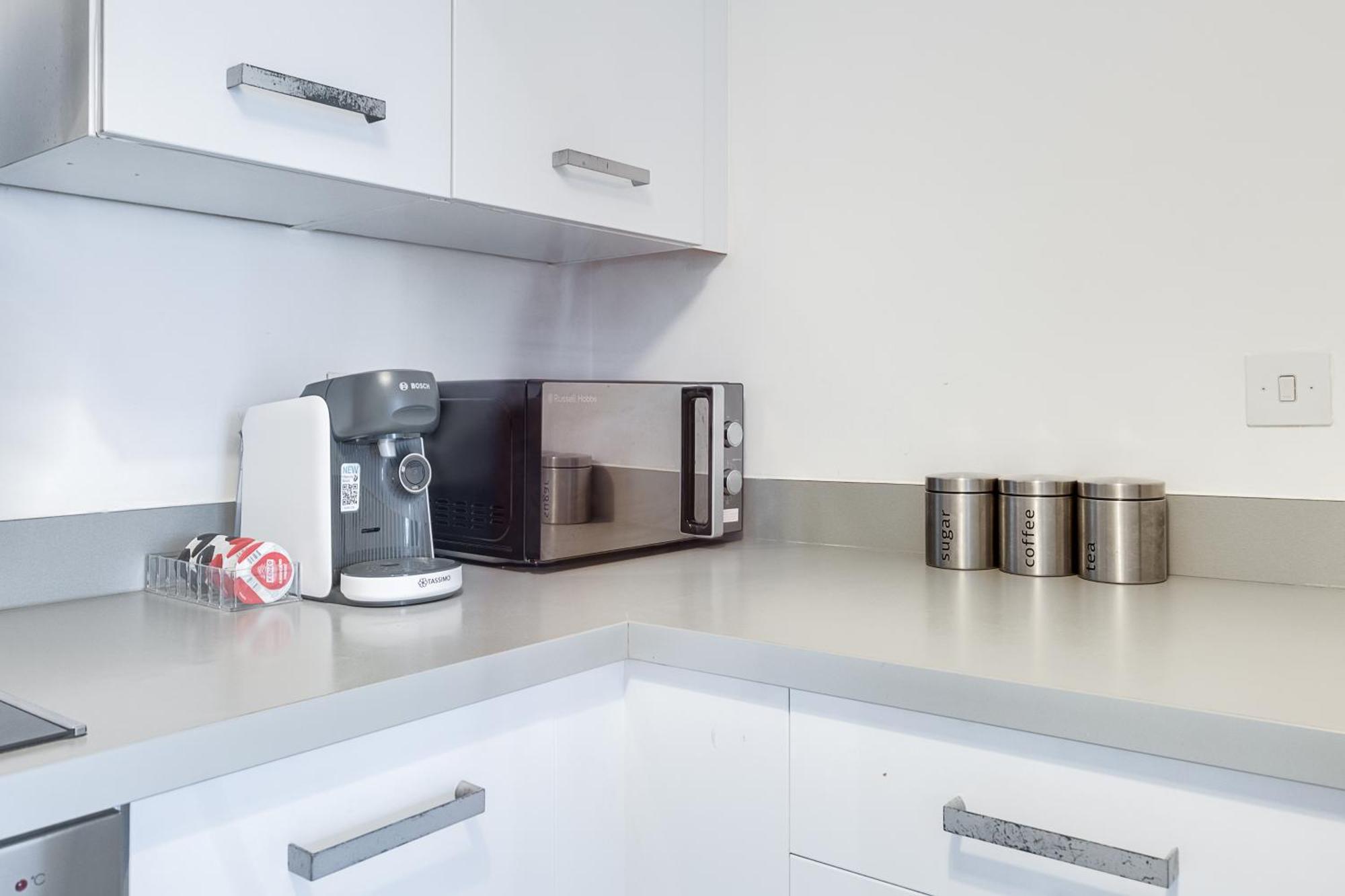 Central Suite Near Mailbox, King Bed, Ping Pong, Netflix, Sleeps 4 Μπέρμιγχαμ Εξωτερικό φωτογραφία