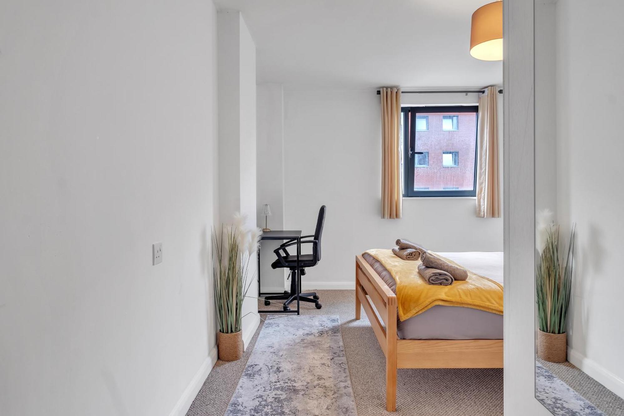 Central Suite Near Mailbox, King Bed, Ping Pong, Netflix, Sleeps 4 Μπέρμιγχαμ Εξωτερικό φωτογραφία
